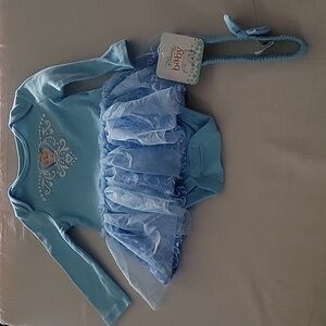NWT  Disney Baby Cinderella onsie wit tutu.
